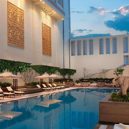 โรงแรมไจพุร์ แมริออท ชัยปุระ ภายนอก รูปภาพ The pool at the Taj Mahal Palace
