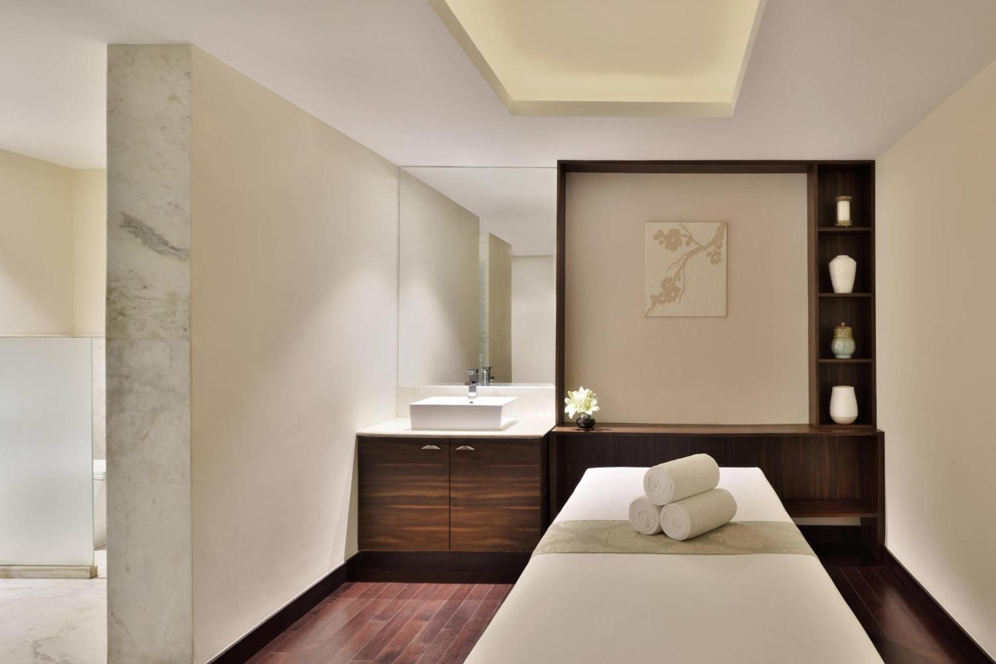 โรงแรมไจพุร์ แมริออท ชัยปุระ ภายนอก รูปภาพ A treatment room at the spa